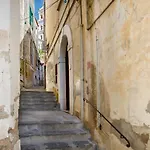 The Positaner - 16 Steps From Main Street * Positano